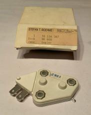 Opel Rekord Ascona Manta Kadett Lichtmaschinenregler 14V 55116387